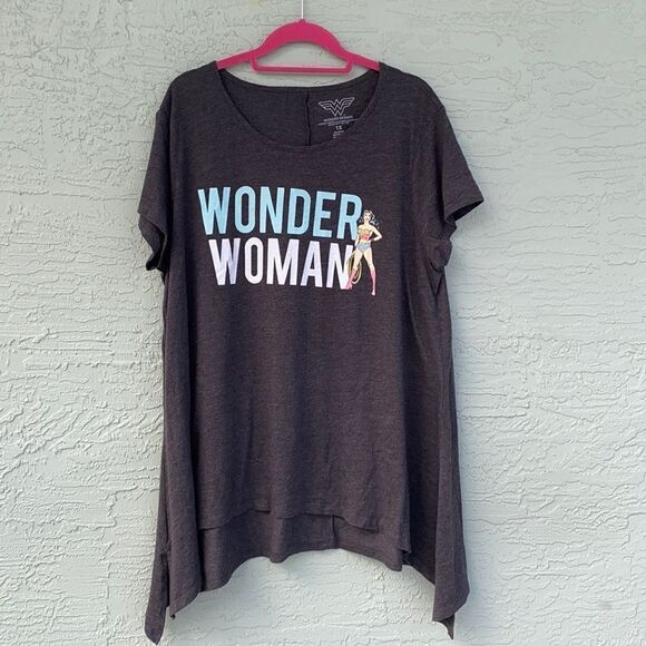Wonder Women 1X Tee With Handkerchief Hem - Picture 2 of 11
